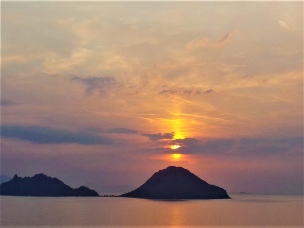 Вілла Sunset Mavi Тургутрейс Екстер'єр фото