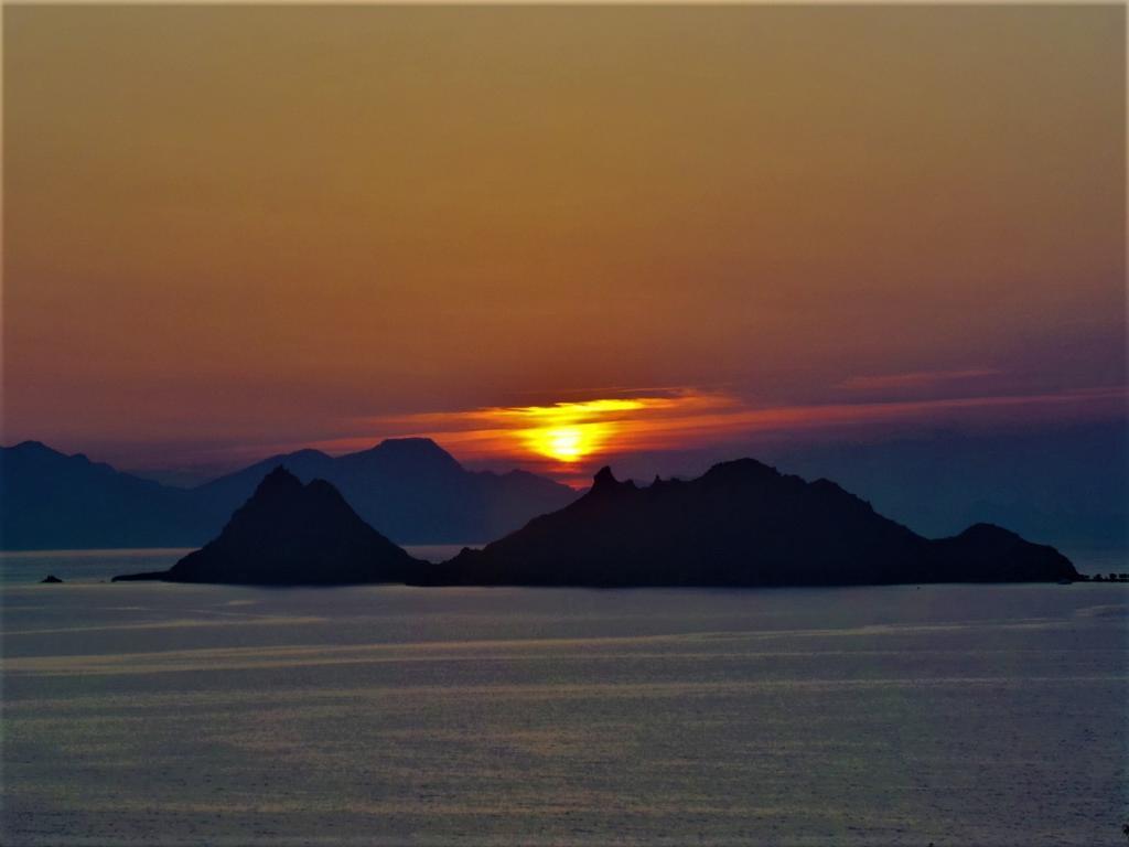 Вілла Sunset Mavi Тургутрейс Екстер'єр фото